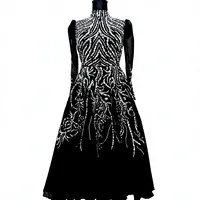 Robe de soirée de luxe noire coupe trapèze à manches longues, richement ornée de perles et de sequins, élégante, pour femmes musulmanes arabes, tenue de cérémonie formelle