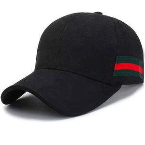 Casquette de baseball noire à 6 panneaux avec bandes latérales rouges et vertes, réglable, unisexe, décontractée, en coton. - Product Image 3