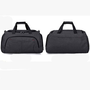 Sac de sport grande capacité avec logo personnalisé, bagage de voyage léger, sac de gym avec compartiment sec et humide - Product Image 2