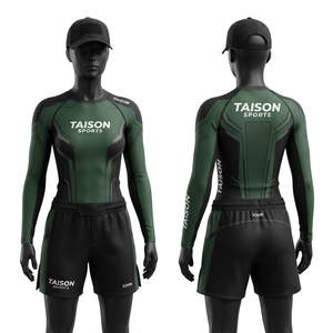 Camiseta Deportiva TAISON para Hombre, BJJ Rash Guard, 250 GSM, Poliéster y Algodón Premium, Diseño con Paneles en Verde y Negro, Logotipo Personalizado por Sublimación, Transpirable - Product Image 1