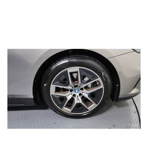 BMW Série 5 530e 2024, 14 721 km, boîte automatique, conduite à gauche, caméra de recul - Product Image 5