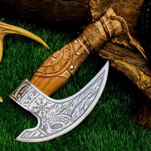 Cortador de Pizza Estilo Vikingo con Forma de Hacha, Hoja de Acero Inoxidable Grabada, Mango de Madera, Herramienta de Cocina, Cortador de Pizza Personalizado - Product Image 5