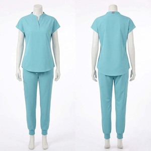 Uniforme médical unisexe en coton, polyester et élasthanne de qualité supérieure, tissu extensible en toile 180 GSM, haut à manches courtes et pantalon de jogging rose pour hôpital - Product Image 1