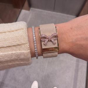 Breloque en forme de nœud en cristal argenté avec moissanite, accessoire de bracelet orné de pierres précieuses étincelantes, bijou de luxe au style élégant, compatible avec les nœuds en cristal argenté - Product Image 4