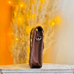 Nouveauté 2026 : Sacs à bandoulière en cuir véritable Venus pour femmes, décorés de lettres florales et d'ornements faits à la main - Product Image 4