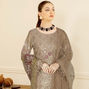Soldes Exceptionnelles : Robe Shalwar Kameez Dupatta en Chiffon Brodé de Haute Qualité, Style Indien et Pakistanais, pour Femme, Vente en Gros - Product Image 5