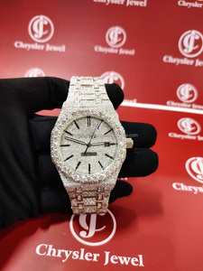 Relojes de pulsera de diamantes de moissanita blanca completa con busto ostentoso de lujo de marca superior más vendida a precio mayorista para hombres y mujeres - Product Image 2