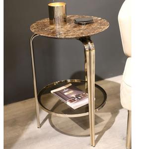 Mesa Auxiliar de Aluminio Sostenible de Alta Calidad, Muebles de Primera Calidad, Detalle Metálico, Mesa Otomana para Sala de Estar, Hogar u Hotel, en Latón - Product Image 5