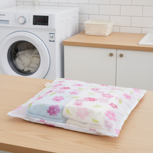 Bolsa de Lavandería de Malla 100% Poliéster de 40x50cm con Cremallera, Diseño Floral Sakura, Plegable y Duradera para Protección de Ropa, Servicio OEM - Product Image 6