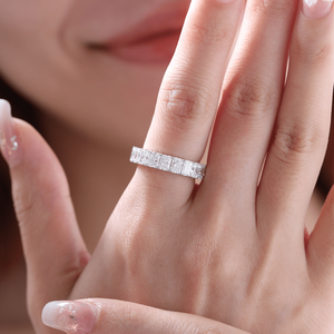 Bague éternelle en diamant radiant créé en laboratoire, taille radiant 4*3 mm, certifiée IGI, pour mariage et anniversaire - Product Image 5