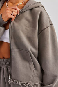 Nuevo Artículo Sudadera con Capucha y Cremallera Oversize Gris para Mujer, con Estampado de Letras Frontales, de Forro Polar, de Manga Corta y Largo Regular, para Otoño - Product Image 3