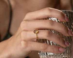 Anillo de Cuarzo Ahumado Natural, Plata de Ley 925, Chapado en Oro Vermeil de 14K, Corte Ovalado, Cambia de Color, Joyería Turca Minimalista - Product Image 5