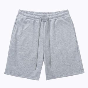 Shorts d'entraînement pour hommes Outfitize avec fentes latérales, offrant une autonomie de mouvement maximale, shorts de course légers, vêtements de performance athlétique - Product Image 1