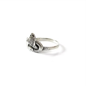 Handcrafted Modern <b>Snake</b> Design 925 <b>Silver</b> <b>Ring</b> 3.2 Grams Fine Jewelry for Unisex Everyday Wear Best For Gifts - Product Image 2