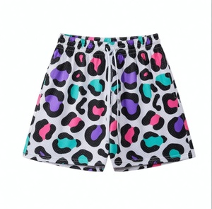 Pantalones Cortos Deportivos de Malla para Hombre, de Doble Capa, 100% Poliéster, con Estampado de Camuflaje Rosa y Naranja, Sublimados, de Secado Rápido y Transpirables, para Verano, con una Entrepierna de 5 Pulgadas - Product Image 3