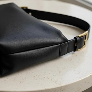 Bolso de Hombro y Bandolera de Cuero para Mujer, de Alta Calidad, para la Playa o Vacaciones, Estilo Casual, Disponible en Grandes Cantidades - Product Image 5