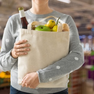Sac de transport pour bouteilles de vin en coton 100 % recyclé 310 GSM – Porte-bouteilles de vin réutilisable et écologique avec soufflet de 8 pouces - Product Image 6