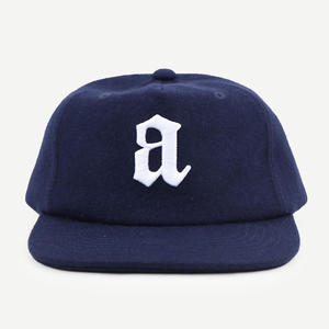 Gorra Vintage de Lana Gruesa con Logotipo Bordado en 3D Personalizado, Sin Estructura, de Perfil Bajo, de 5 Paneles, con Correa Ajustable - Product Image 1