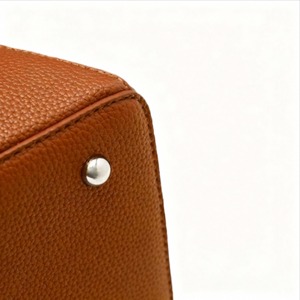 Sac fourre-tout en cuir véritable fait main, sac à main classique et tendance, fermeture éclair ouverte, bandoulière réglable, durable, spacieux, sac à main quotidien parfait - Product Image 4