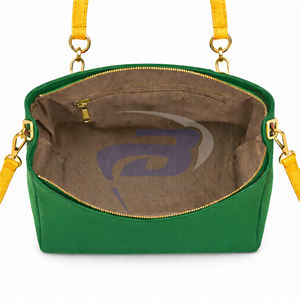 Bolso de Lona con Cierre para Mujer de la Hermandad Chi Eta Phi, con Letras Griegas, Diseño de Logotipo Personalizado, Espacio para Laptop, para Uso Diario - Product Image 3