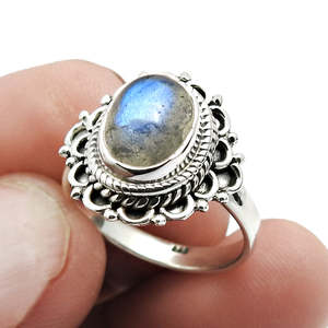 Simple Bohemian Style Bezel Set Gemstone <b>Ring</b> Natural Oval Cut Labradorite Gemstone Jewelry <b>Crafted</b> From 925 Sterling Silver - Product Image 3