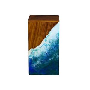 Urna de Madera de Palisandro con Incrustaciones de Resina Negra con Diseño de Olas del Océano - Urna Conmemorativa Hecha a Mano - Product Image 1