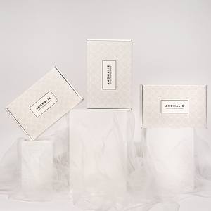 Cajas Rígidas Personalizadas con Relieve Vibrante, Color Rojo Café San Francisco, Papel Reciclado de Lujo Blanco y Resistente, Listas para Airbnb - Product Image 5