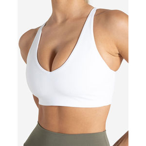 Soutien-gorge de sport pour femme à maintien élevé, personnalisable à l'avant, respirant, léger, confortable, design sans coutures, séchage rapide, Spandex/Nylon - Product Image 1