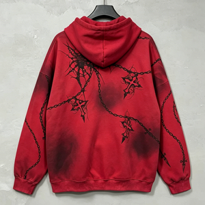 Sudadera con Capucha y Estampado Gótico para Hombre, Talla Grande, Tejida, Negra con Cadenas Rojas y Patrón de Cruz, Estilo Urbano Otoñal - Product Image 3