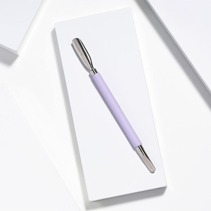 Équipement professionnel pour salon de manucure, repousse-cuticules en acier inoxydable avec logo personnalisé, outil de soin des ongles, repousse-cuticules OEM pour professionnels - Product Image 4