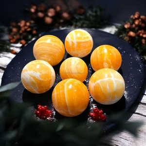 Vente en gros Agate naturelle Sphère de calcite jaune sculptée Boule de pierres précieuses pour la décoration de la maison Feng Shui - Product Image 3