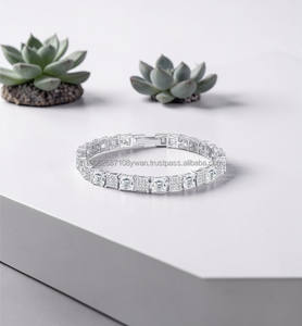 Pulsera de tenis con diamantes de moissanita Iced Out, plata de ley 925 con baño de rodio, joyería llamativa estilo Hip Hop de Trisha Jewels - Product Image 1