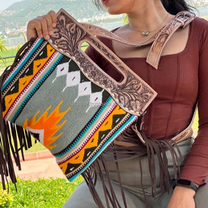 Sacs à main occidentaux à franges usinés à la main Sacs à bandoulière de couleur jacquard Tissu bohème aztèque Nouveau design Sacs de style vintage pour femmes - Product Image 2