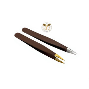 Juego de Pinzas para Cejas con Punta Dorada y Plateada, de Acero Inoxidable, Herramientas de Depilación de Precisión para Salones de Belleza, Logotipo Personalizado - Product Image 1