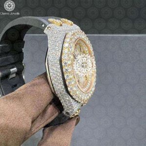 Reloj de Lujo para Hombre Charm Jewells, Bisel con Diamantes Dorados, Movimiento Mecánico Analógico, Caja Poligonal de 43 mm, Correa de Acero Inoxidable - Product Image 3