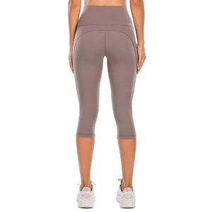 Leggings Deportivos para Mujer, Diseño de Primera Calidad, Hechos a Medida, Nueva Calidad, Precio Bajo, Capri Deportivo para Mujer, Hecho en Pakistán, Servicio OEM - Product Image 3