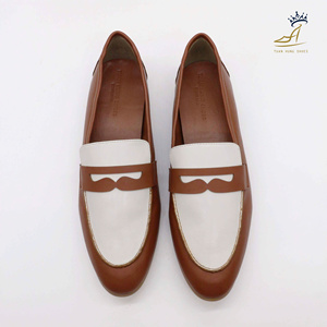 Mocasines Casuales de Negocios Profesionales, Zapatos de Mezclilla con Tacón Cuadrado Fáciles de Usar, Proveedor OEM/ODM de Vietnam - Product Image 4