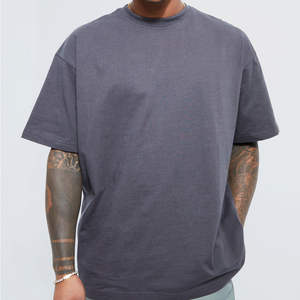 T-shirt en jersey épais pour homme, coupe carrée et épaules tombantes, modèle uni de luxe - Product Image 6