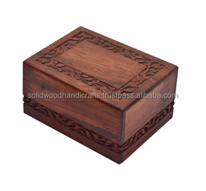 Urne funéraire en bois artisanale à vendre, pour les cendres d'adultes, urnes funéraires humaines, urnes de sépulture - Product Image 1