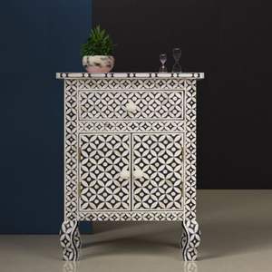 Meuble de rangement latéral en bois décoratif de luxe fait main avec incrustations en os et motifs floraux - Product Image 1