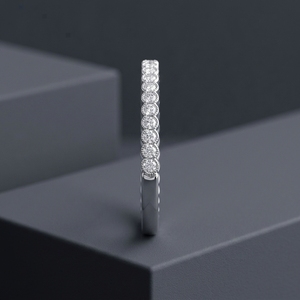 Brazalete de Tenis Ligero y Redondo con Diamante Cultivado en Laboratorio de 1.30 Ct |   En oro amarillo, blanco y rosa de 9 quilates - Product Image 1