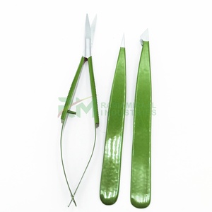 Pinza para cejas RMI con punta plateada y recubrimiento en polvo verde, personalizada, y pinza para cejas de punta fina / tijeras de cejas con resorte - Product Image 3