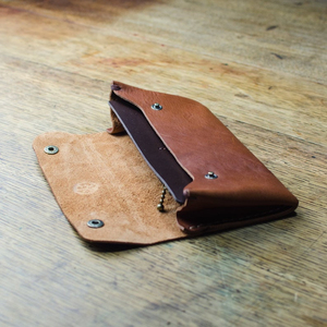 Custom Private Label Soft Genuine Cowhide Leather Bifold Wallet for <b>Men</b> Daily Use Factory Wholesale Customizable Made Pakistan - Product Image 4