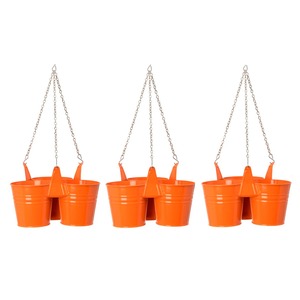 Pot de fleurs suspendu en métal blanc avec sangle en corde, design rustique pour une utilisation en intérieur et en extérieur - Product Image 4