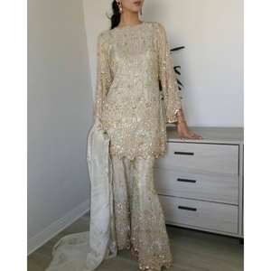 ชุดแต่งกายสำหรับงานปาร์ตี้พิมพ์ลายพื้นล่างสุดหรูของผู้หญิง - Product Image 6