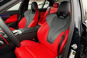 Voitures d'occasion BMW M5 Premium 2025 prêtes à l'exportation - Product Image 4