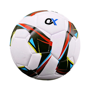 ลูกฟุตบอล Oxva หนัง PVC เบอร์ 5 เย็บด้วยเครื่องจักร ทนทานและเป็นมิตรกับสิ่งแวดล้อม น้ำหนัก 0.41-0.44 กก. สำหรับเล่นกลางแจ้ง - Product Image 5