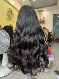 Venta de pelucas de cabello humano vietnamita Extensiones de cabello virgen ondulado Cierre transparente y peluca frontal Doble dibujado natural - Product Image 4