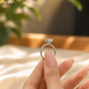 Bague de fiançailles en diamant taille princesse, argent sterling 925, cadeau de la Saint-Valentin, bague élégante en moissanite - Product Image 2
