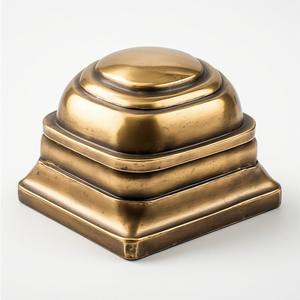 Butée de porte architecturale moderne en laiton pour cuisine et salle de bain, conçue pour un intérieur épuré et la protection des portes - Product Image 5